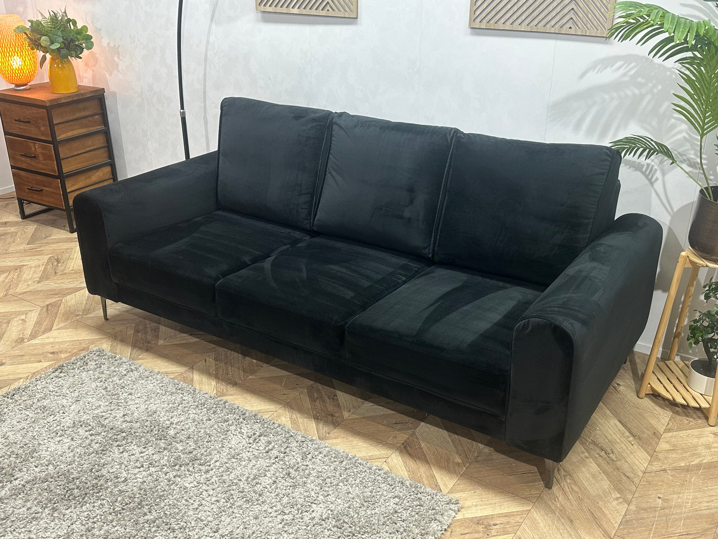 Mazzini Sofas Zwarte Velvet 3-Zits Bank ~ Losse Rugkussens Met Afneembare Hoezen