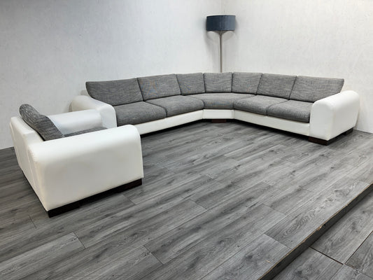 Wit / Licht Grijze Hoekbank Set Met Stoel - Banken Bazaar