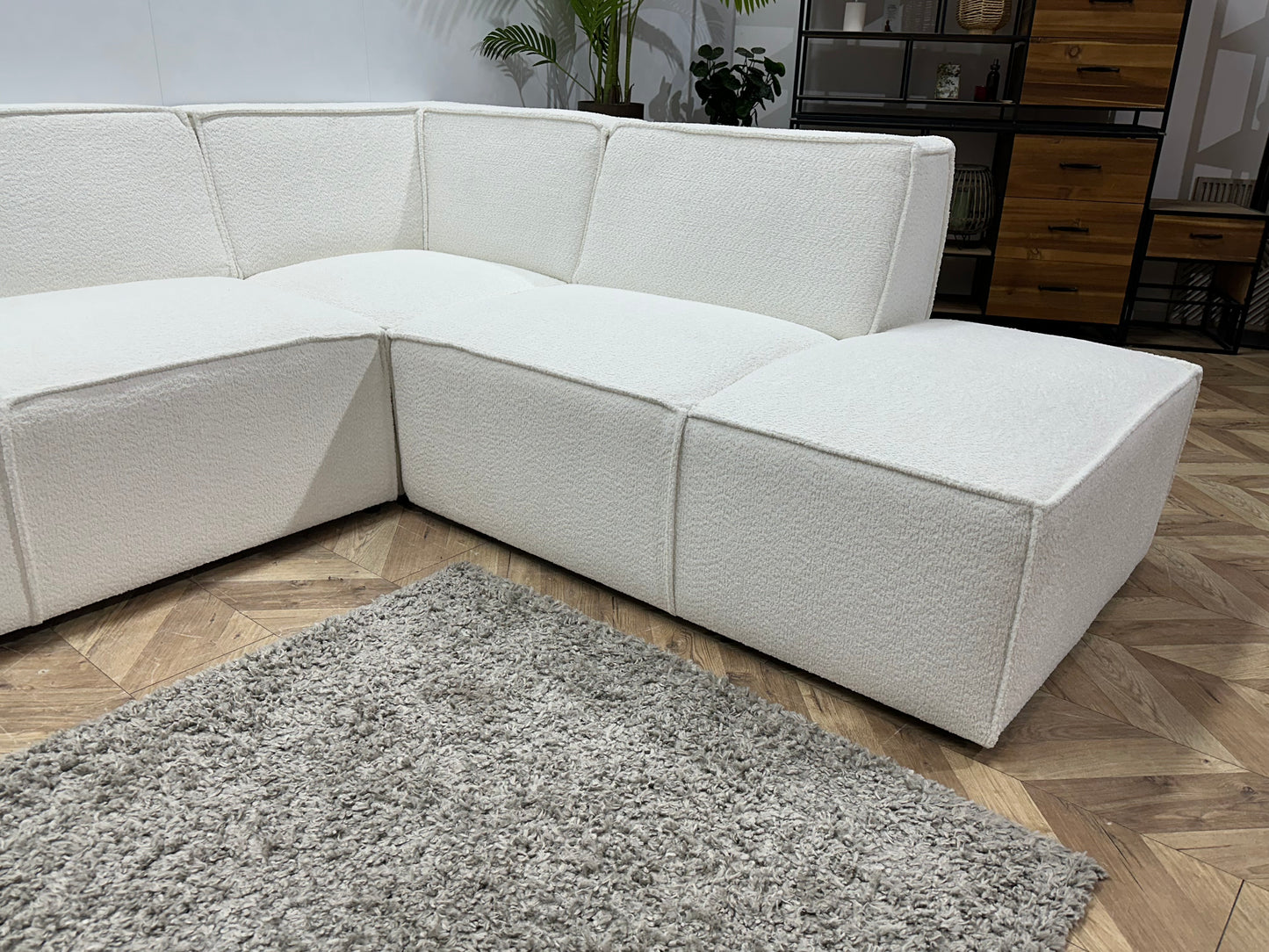 !Showroommodel! Witte Ribstof Hoekbank ~ Vaste kussens