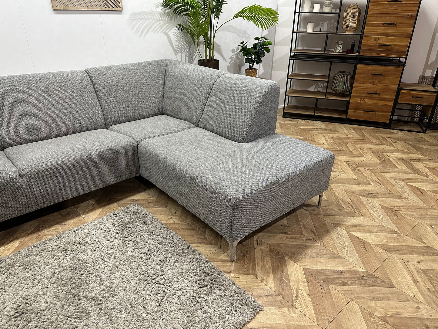 Grijze Hoekbank ~ Vaste Kussens