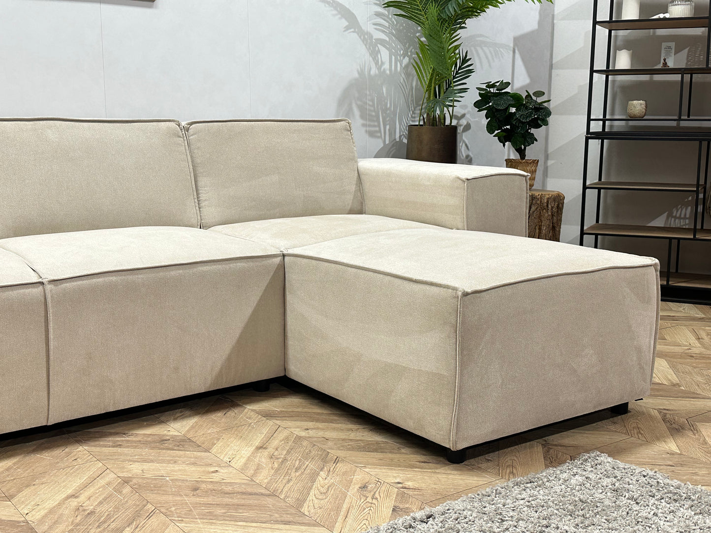 !Showroommodel! Crème Suède Stoffen U Bank