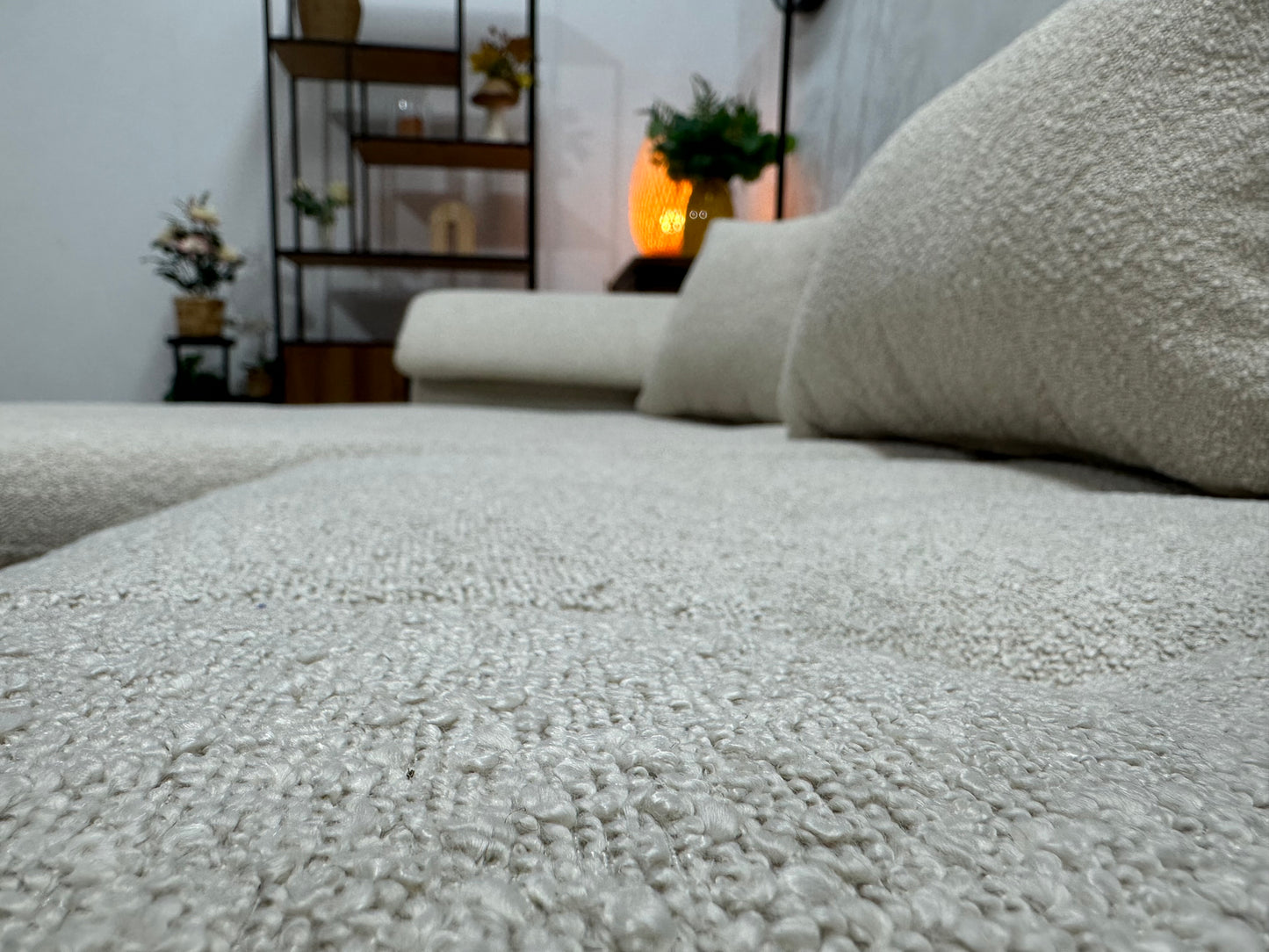 !Showroommodel! Witte Bouclé U Bank