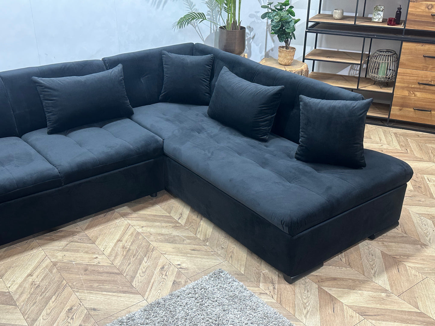 !Showroommodel! Zwarte Velvet Hoekbank