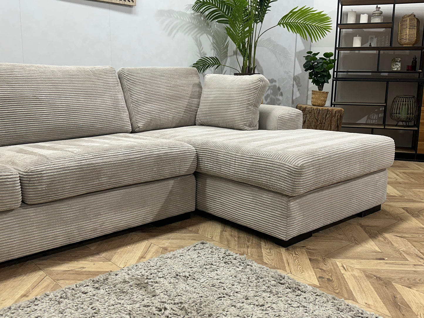 Licht Grijze Ribstof Hoekbank ~ Losse Kussens Met Afneembare Hoezen