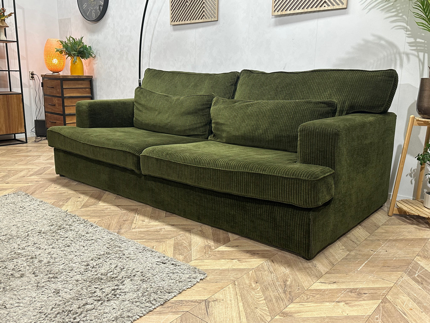 Groene Velvet 2.5-Zits Bank ~ Losse Kussens Met Afneembare Hoezen