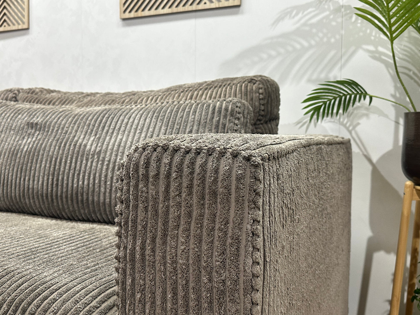 Grijze Ribstof 2.5-Zits Bank ~ Losse Kussens Met Afneembare Hoezen