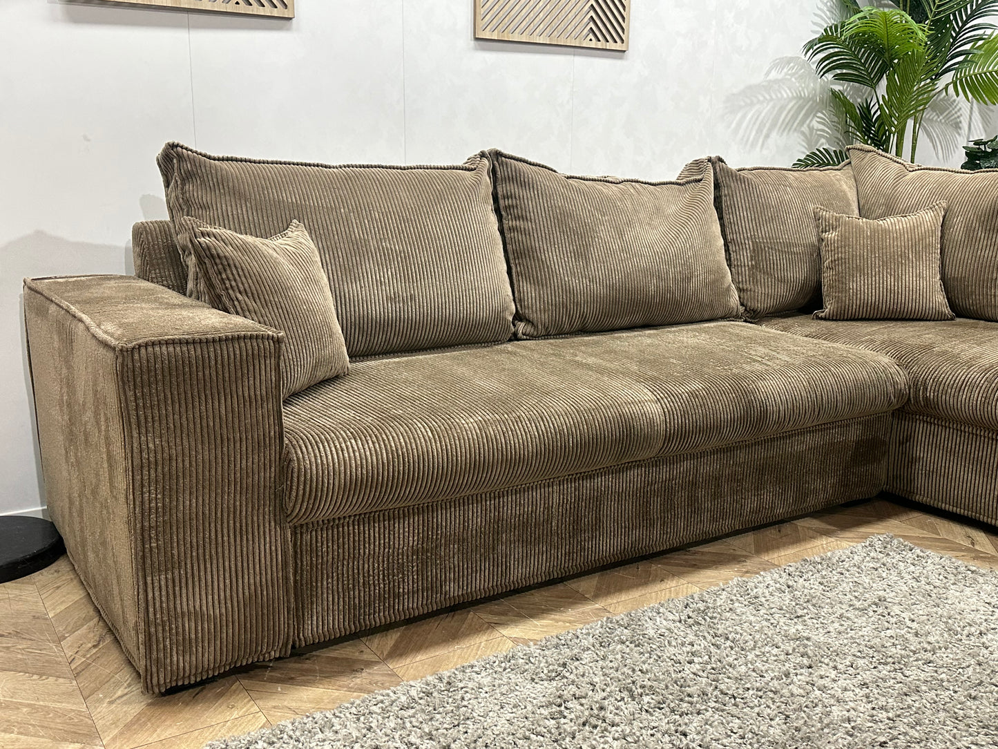 Bruine Ribstof Hoekbank ~ Losse Kussens Met Afneembare Hoezen