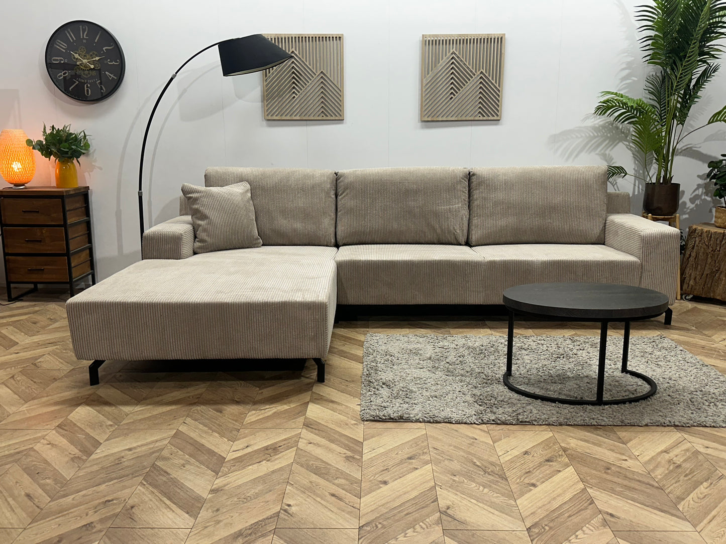 !Showroommodel! Licht Bruine Ribstof Hoekbank