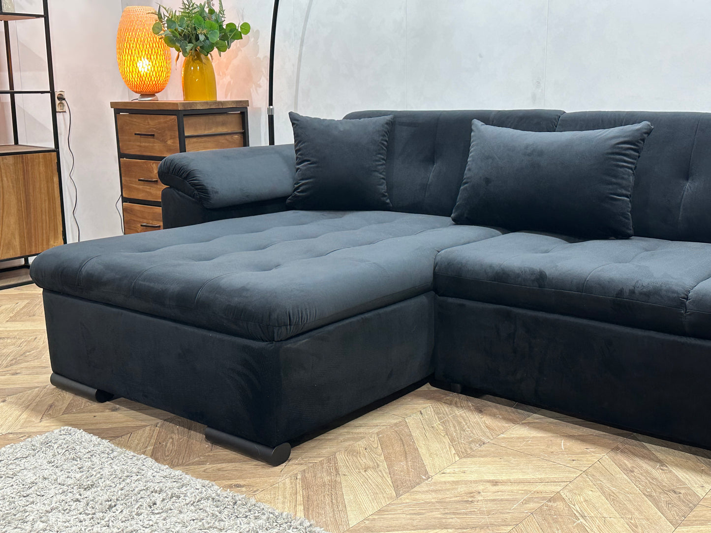 !Showroommodel! Zwarte Velvet U Bank