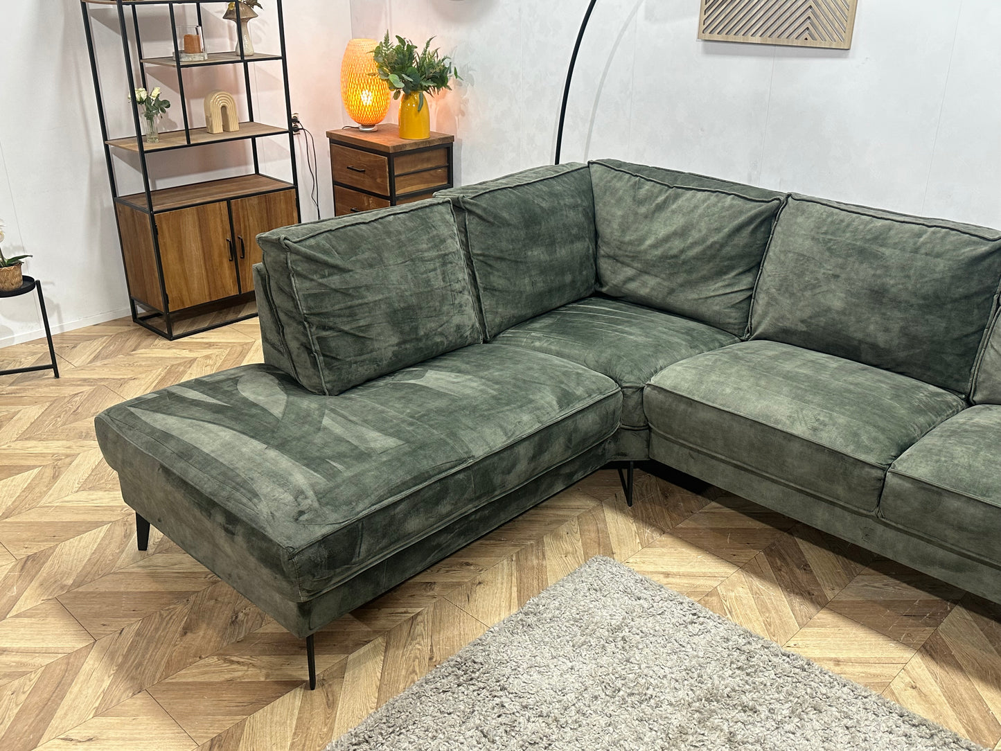 Groene Velvet Hoekbank ~ Losse Rugkussens Met Afneembare Hoezen