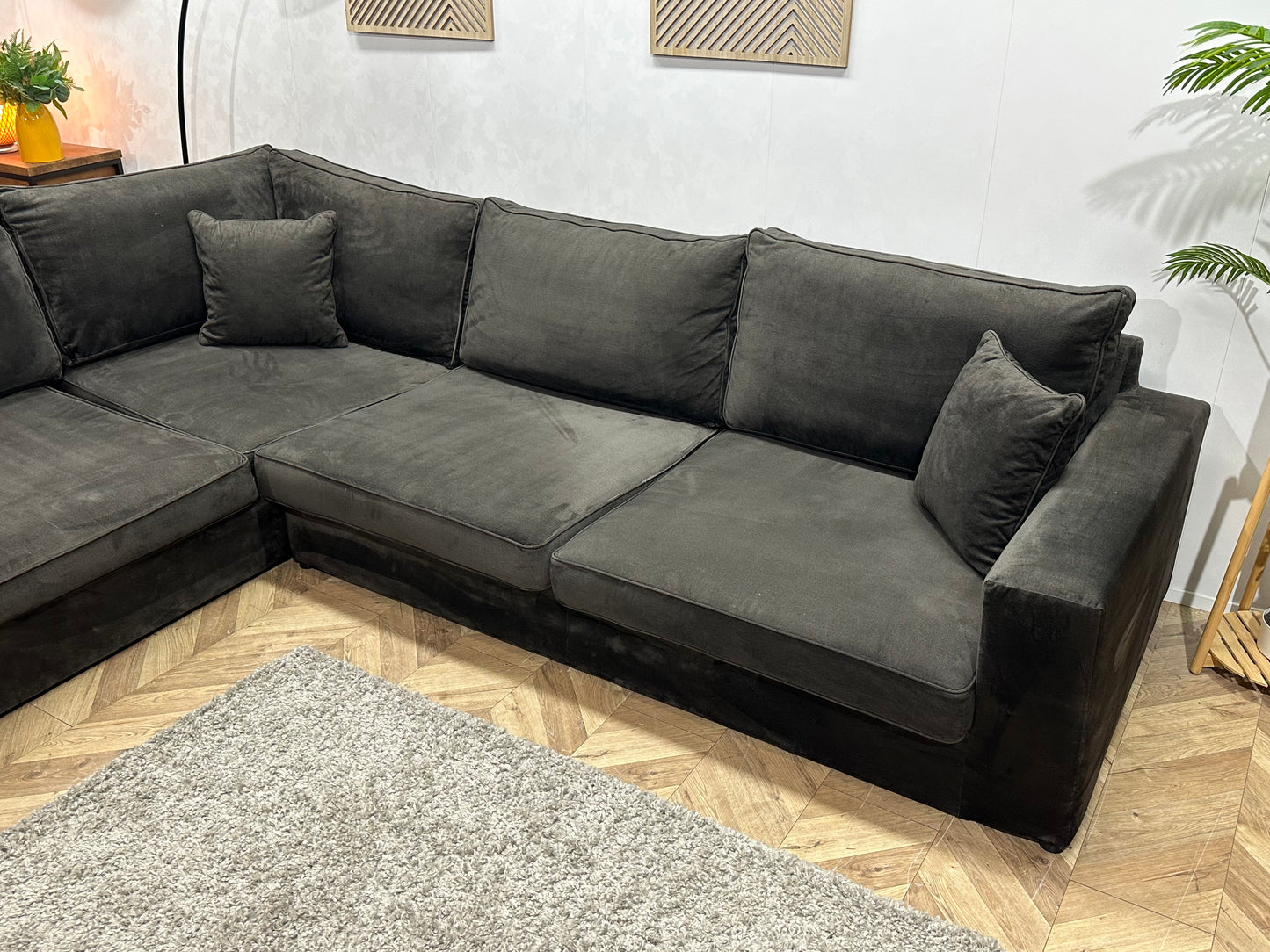 Antraciet Velvet Hoekbank ~ Losse Kussens Met Afneembare Hoezen