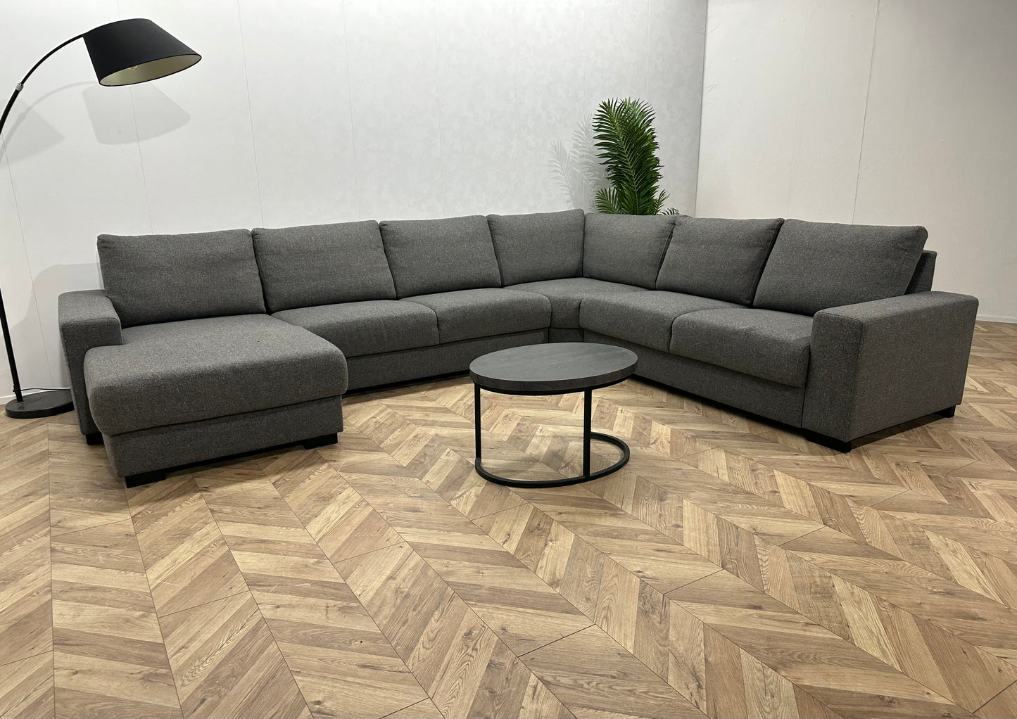 Grijze U Bank ~ Losse Rugkussens Met Afneembare Hoezen
