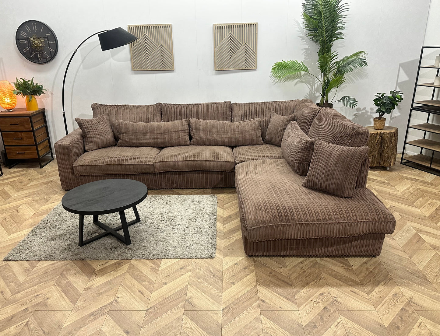 Bruine Ribstof Hoekbank ~ Losse Kussens Met Afneembare Hoezen