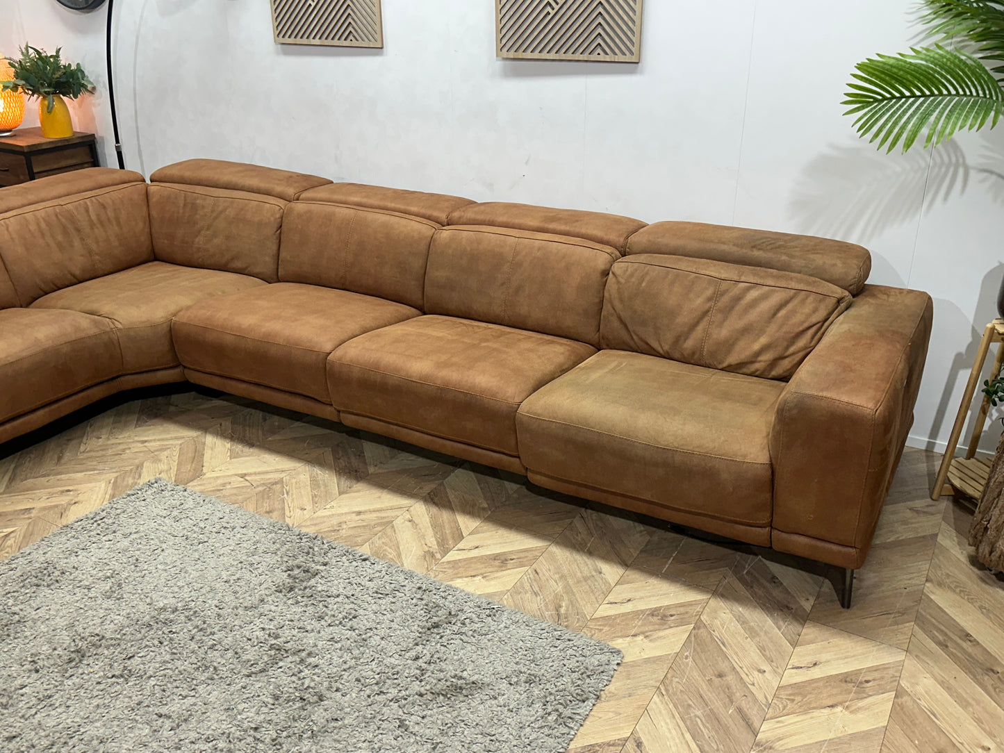 Cognac Bruine Suede Stoffen Hoekbank ~ Relaxfunctie