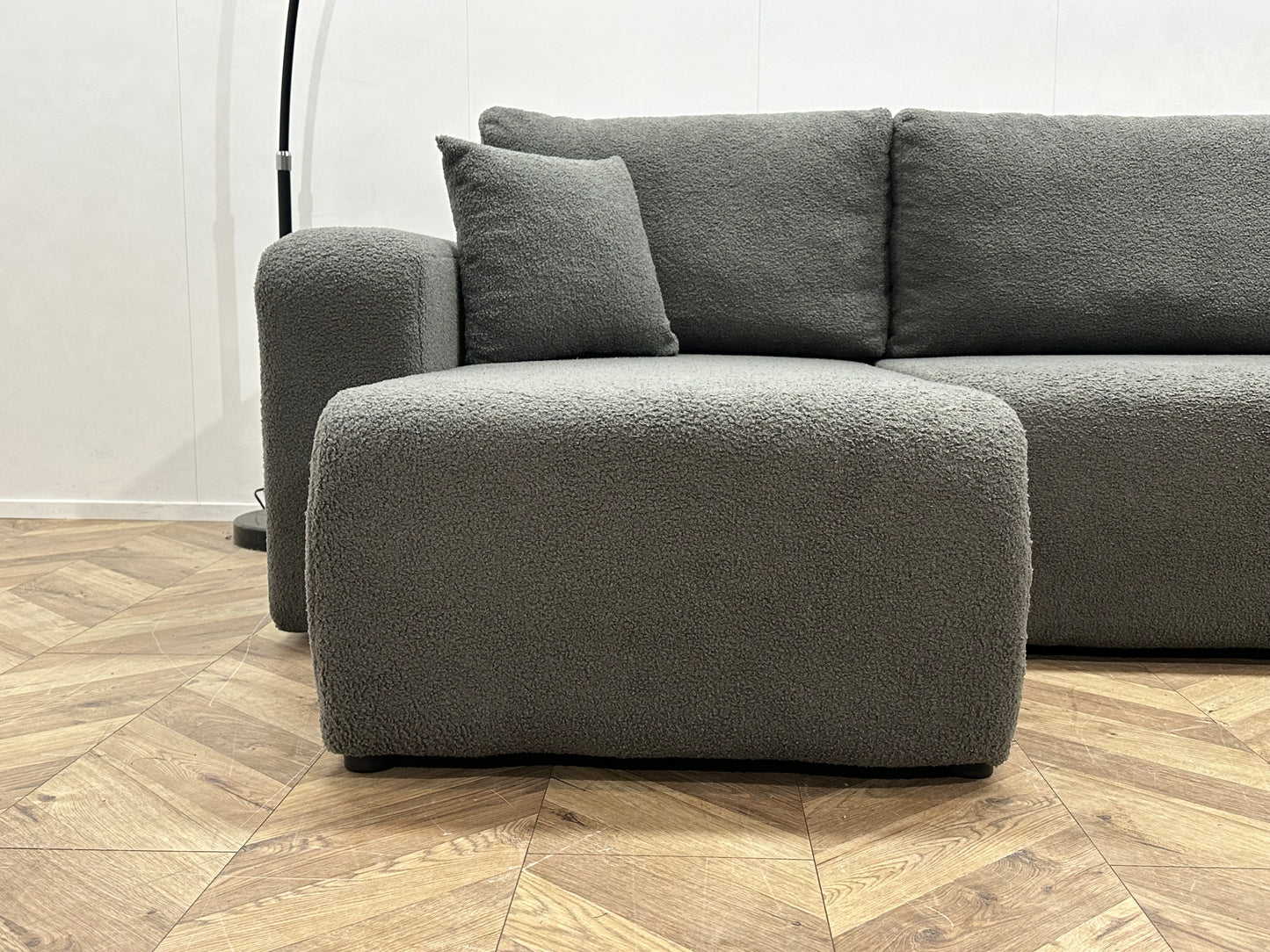 !Showroommodel! Grijze Bouclé Hoekbank