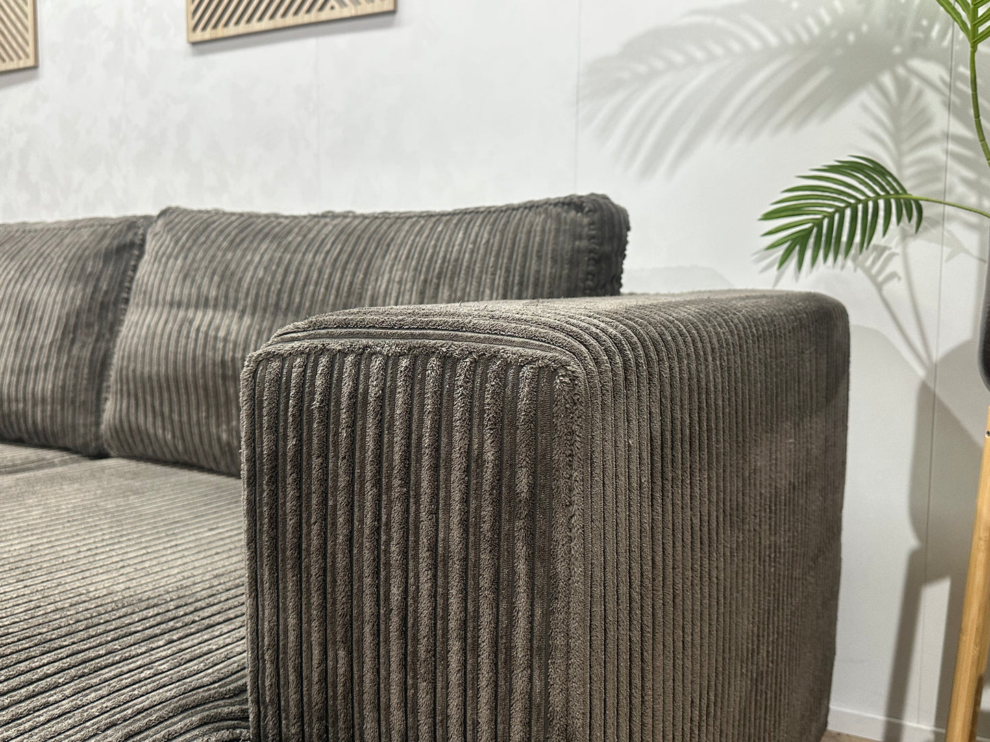 Bruine Ribstof Hoekbank ~ Losse Kussens Met Afneembare Hoezen