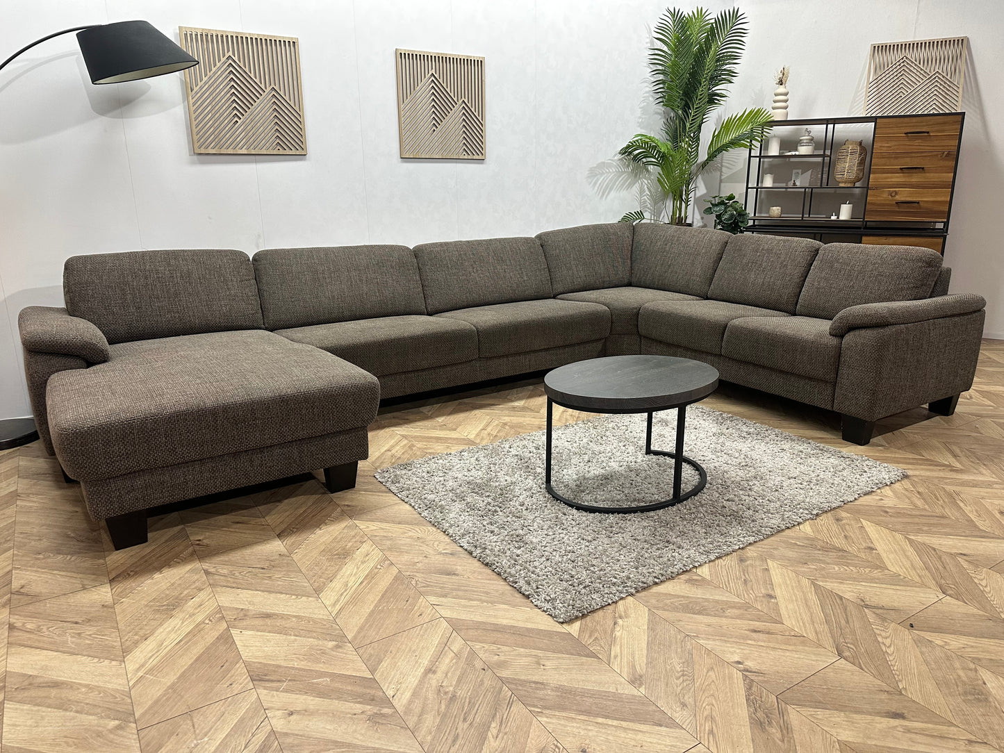 Bruine U Bank ~ Vaste Kussens