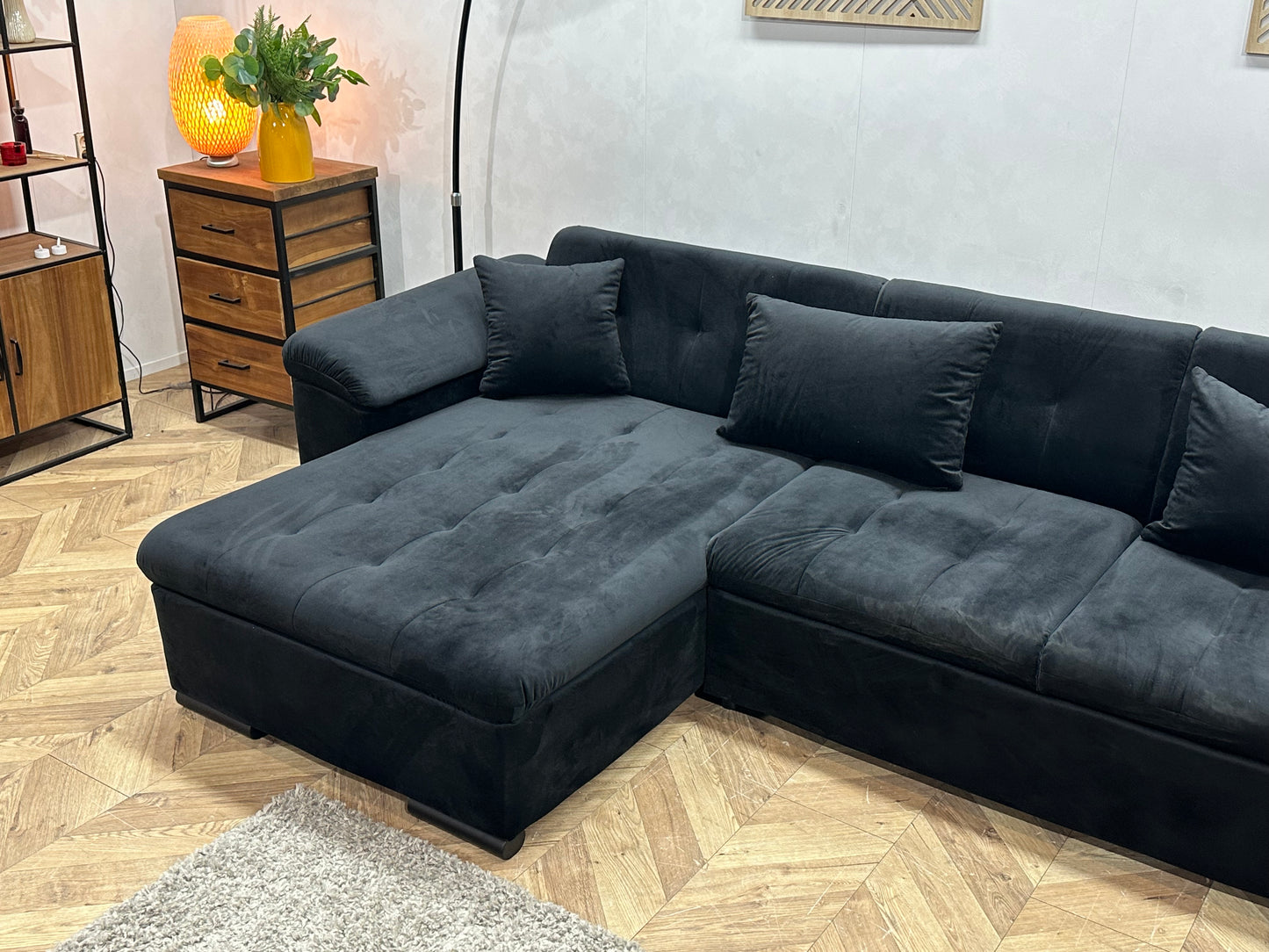 !Showroommodel! Zwarte Velvet U Bank