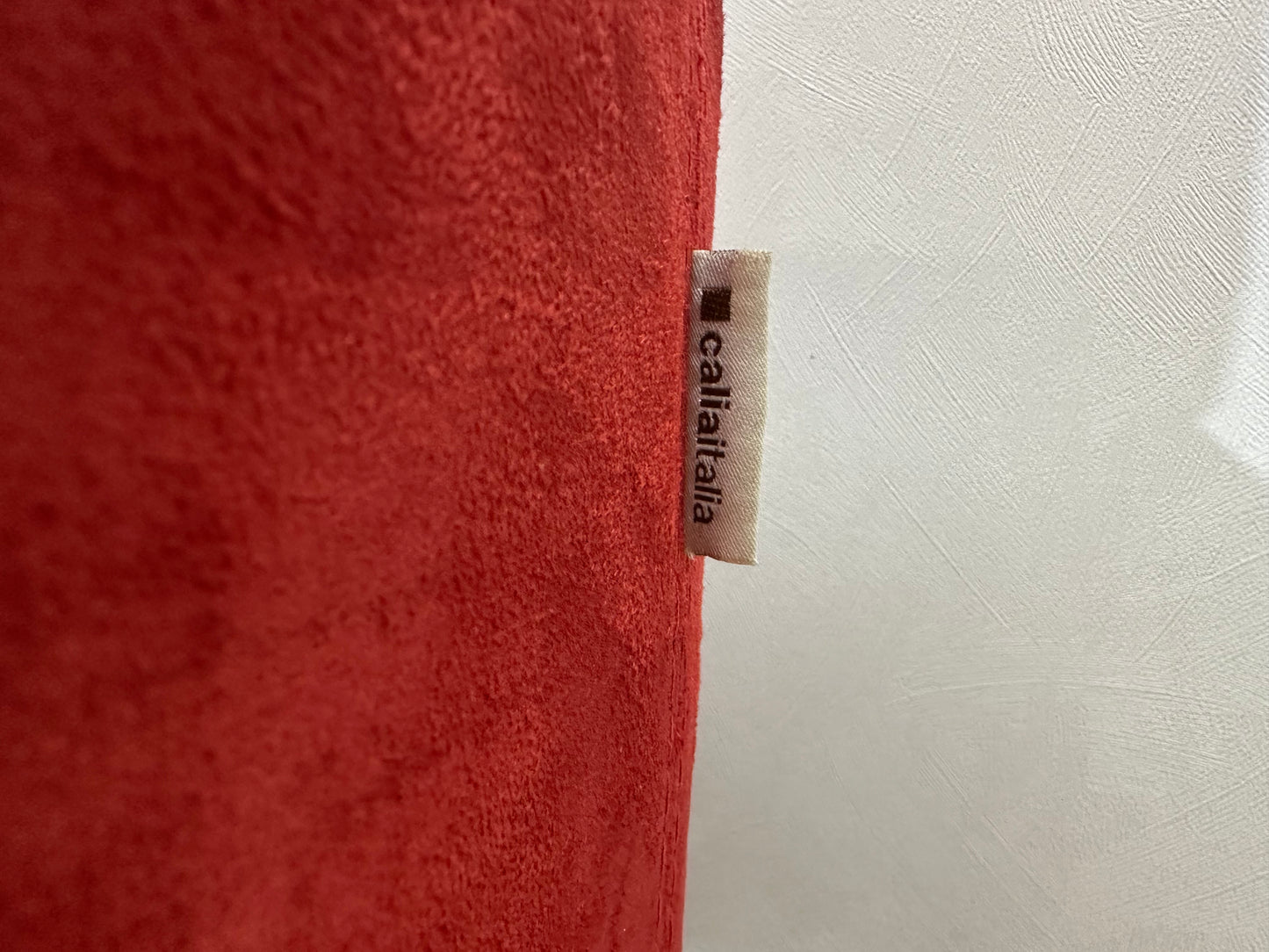 Caliaitalia Rode Suède Stoffen 2.5-Zits Bank ~ Vaste Kussens