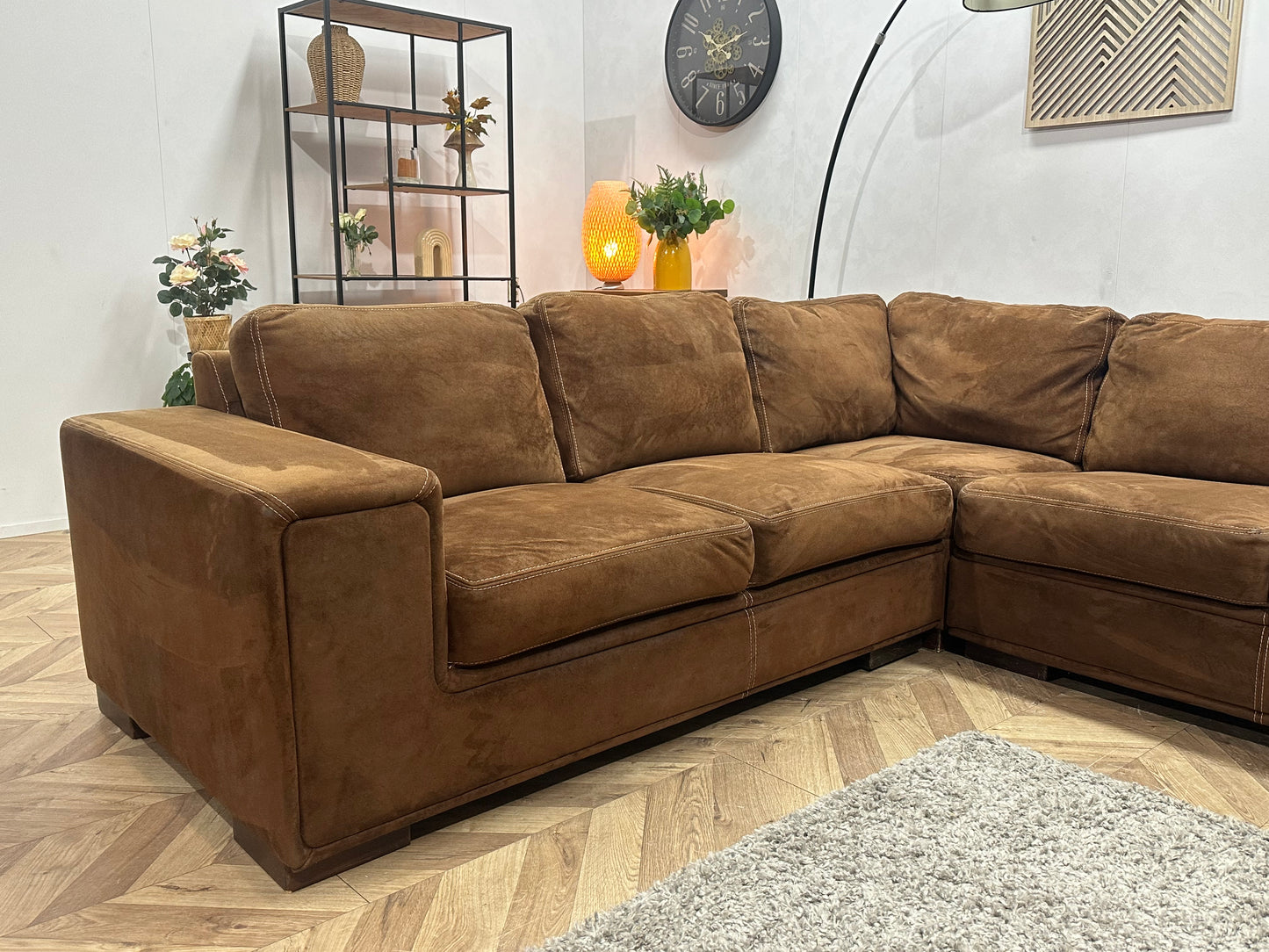 Cognac Bruine Velvet Hoekbank ~ Vaste Kussens