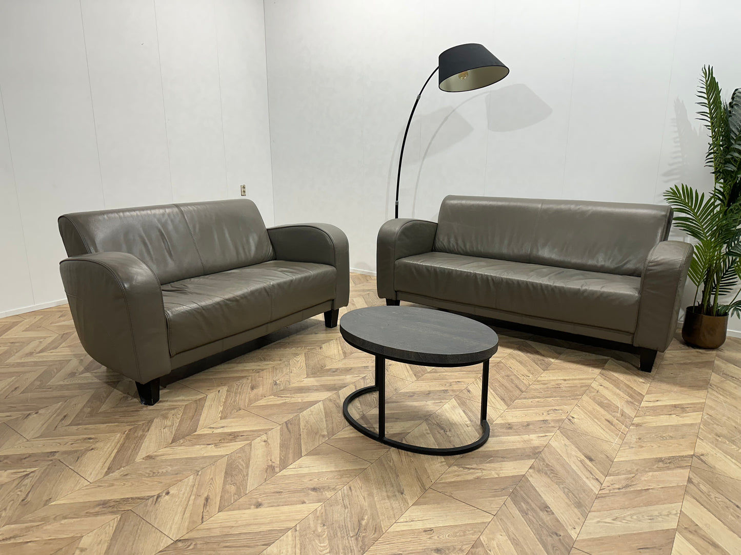 Grijze Echt Lederen Banken Set ~ Vaste Kussens