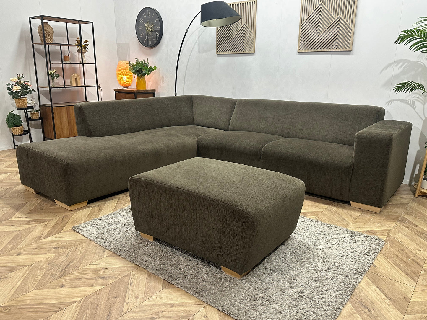 Bruine Suède Stoffen Hoekbank Inc Hocker ~ Vaste Kussens