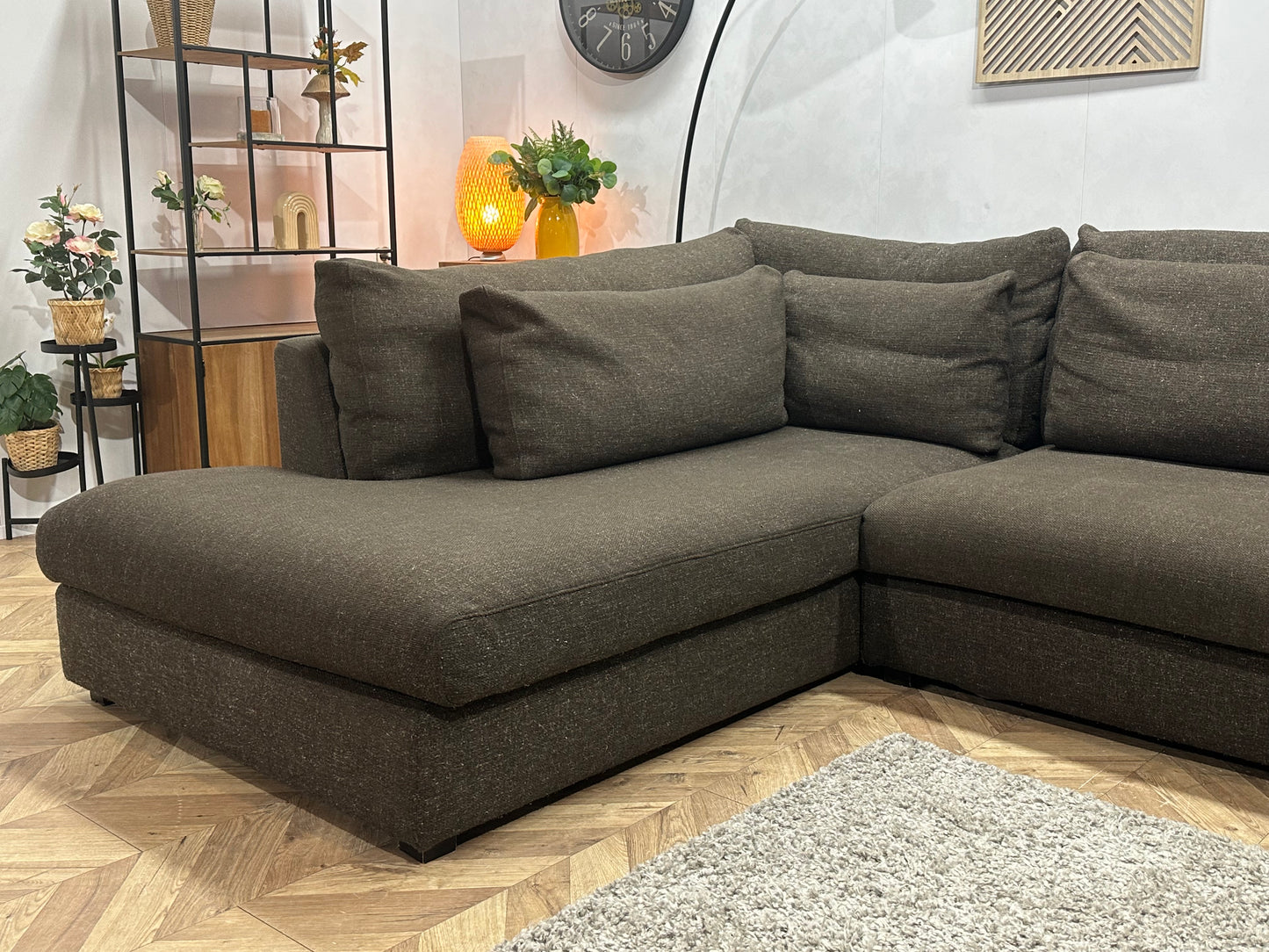 Bruine Hoekbank ~ Losse Kussens Met Afneembare Hoezen