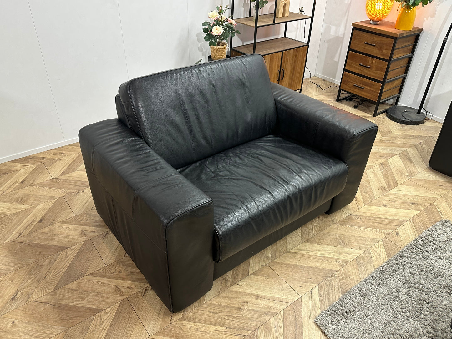 H&H Zwart Lederen Banken Set Incl Hocker ~ Vaste Kussens