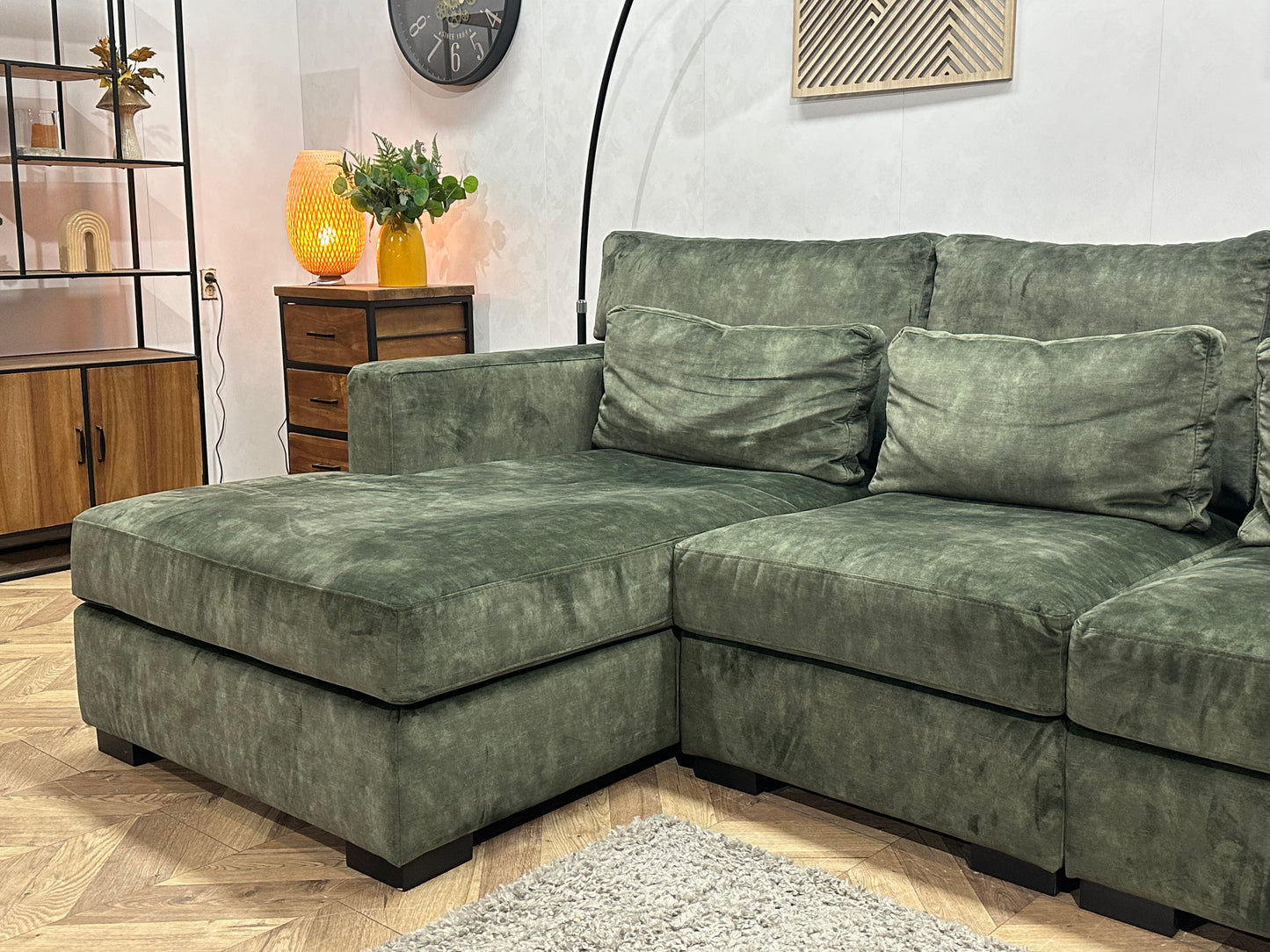 Groene Velvet Hoekbank ~ Losse Kussens Met Afneembare Hoezen