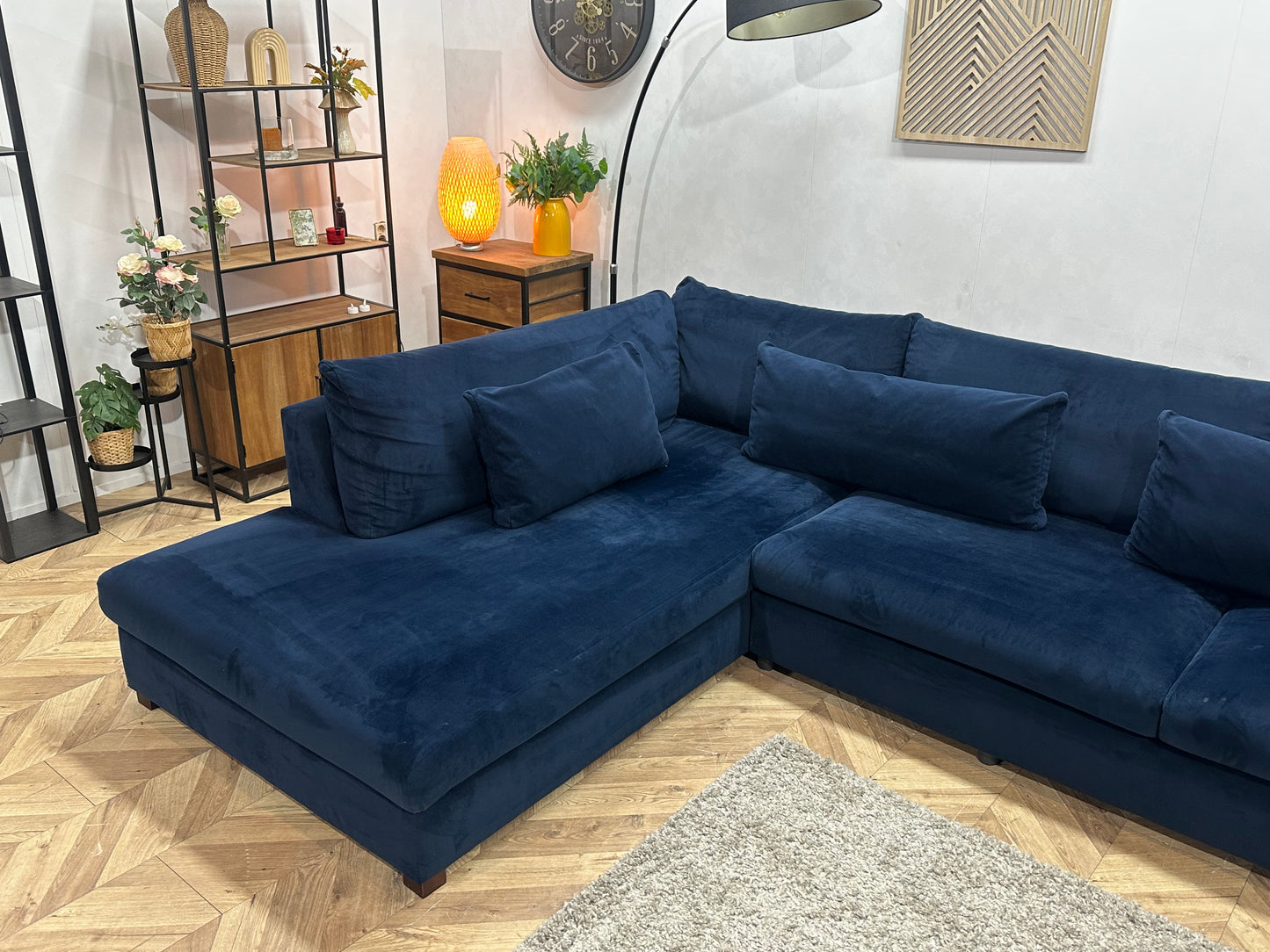 Blauwe Velvet Hoekbank ~ Losse Kussens Met Afneembare Hoezen