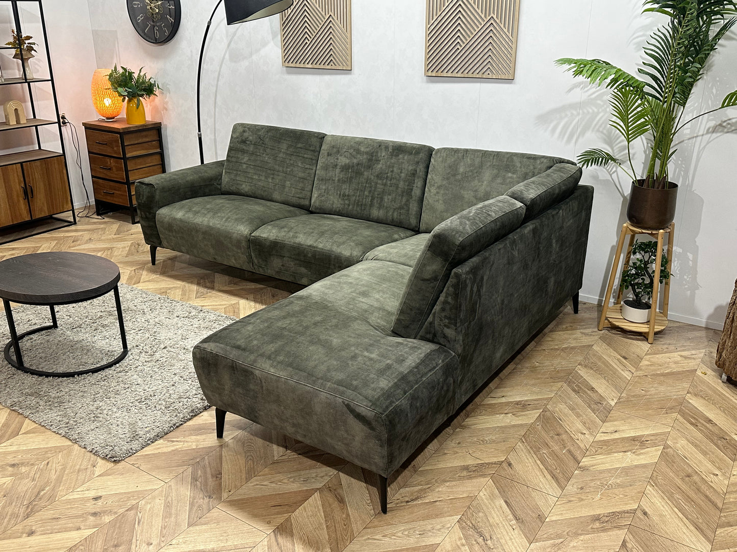 Donker Groene Velvet Hoekbank ~ Losse Rugkussens Met Afneembare Hoezen