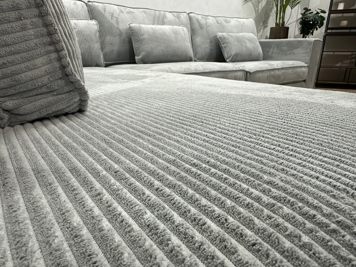 !Showroommodel! Licht Blauwe Ribstof Hoekbank Beide Hoeken Mogelijk