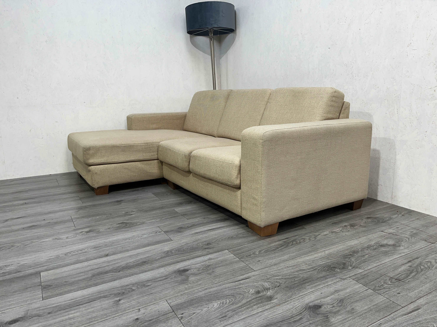 Beige Hoekbank ~ Vaste Kussens