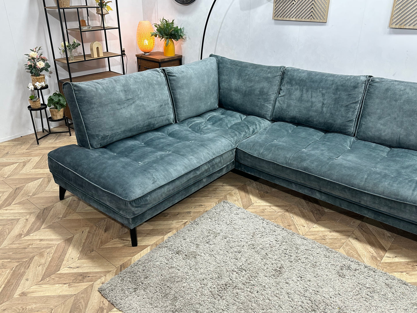 Blauwe/Grijze Velvet Hoekbank ~ Losse Rugkussens Met Afneembare Hoezen