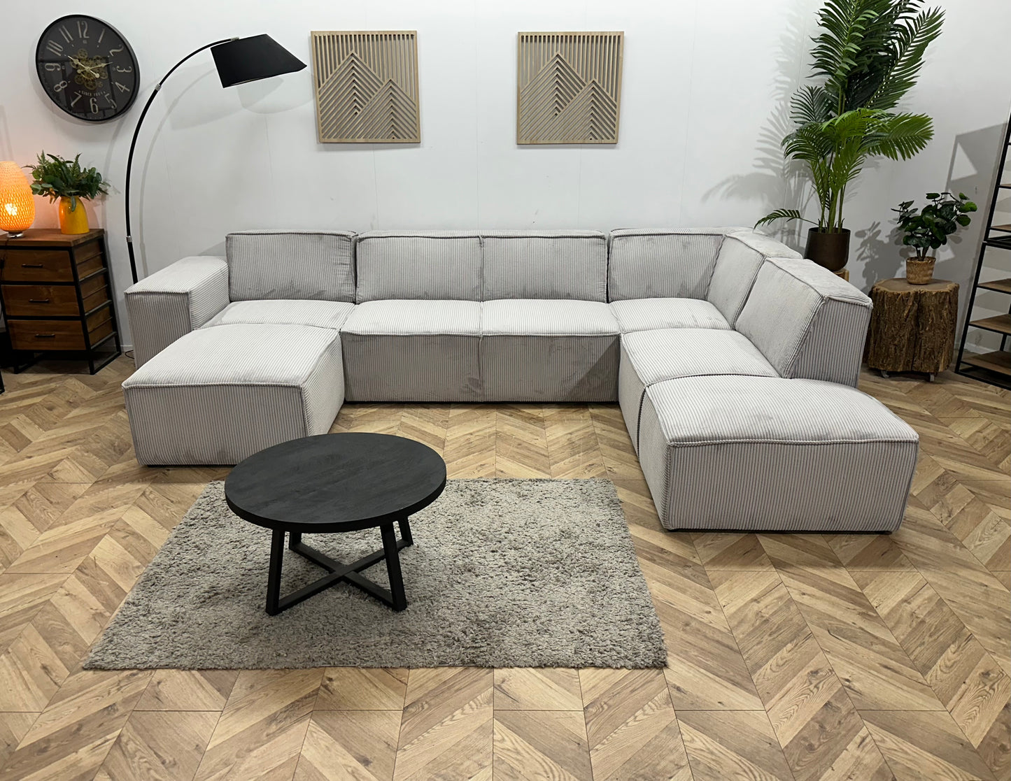 !Showroommodel! Licht Grijze Ribstof U Bank