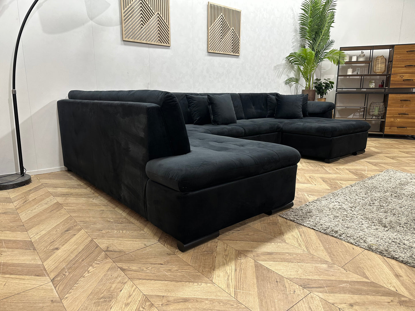 !Showroommodel! Zwarte Velvet U Bank