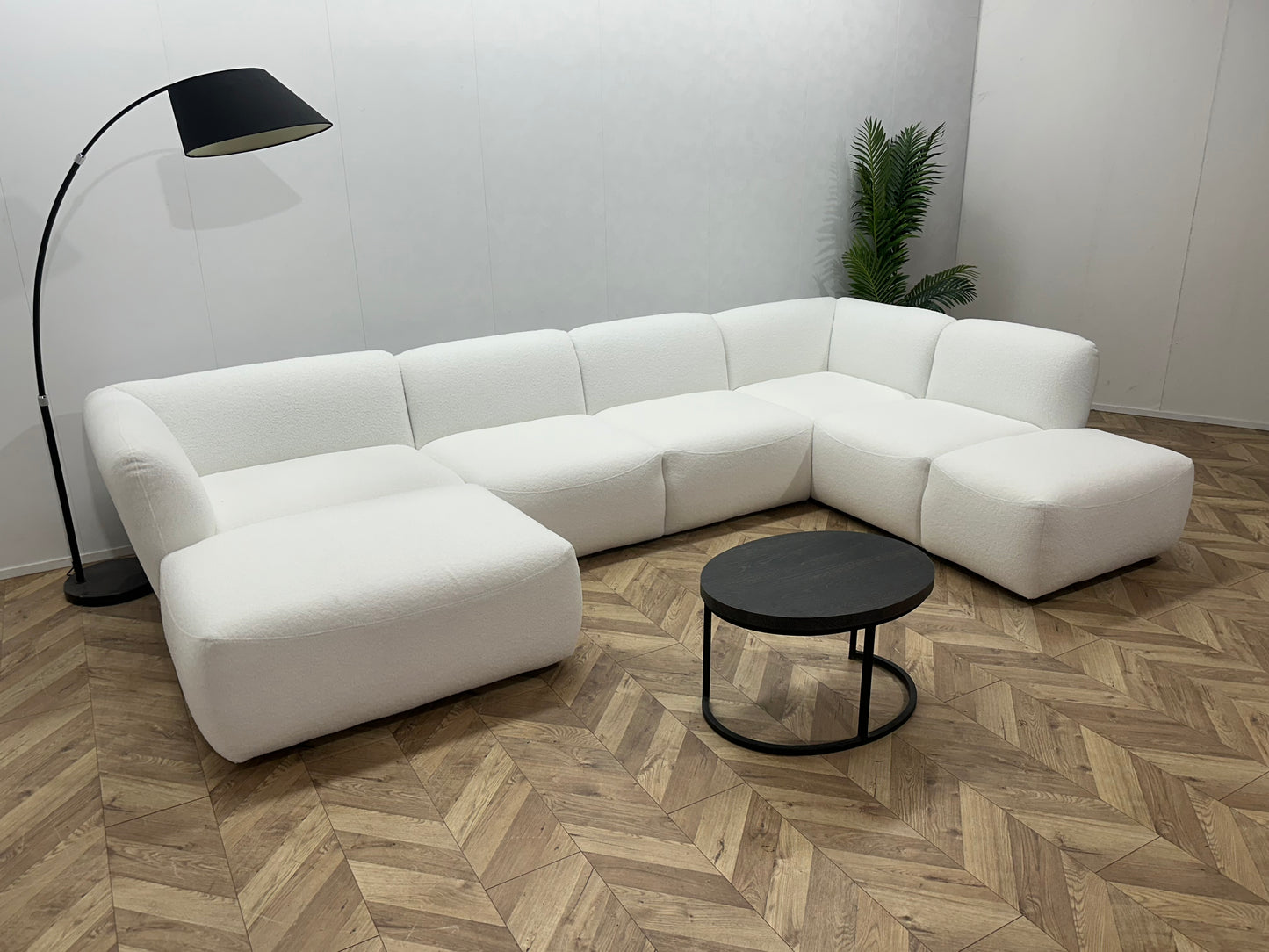 !Showroommodel! Witte Bouclé U Bank