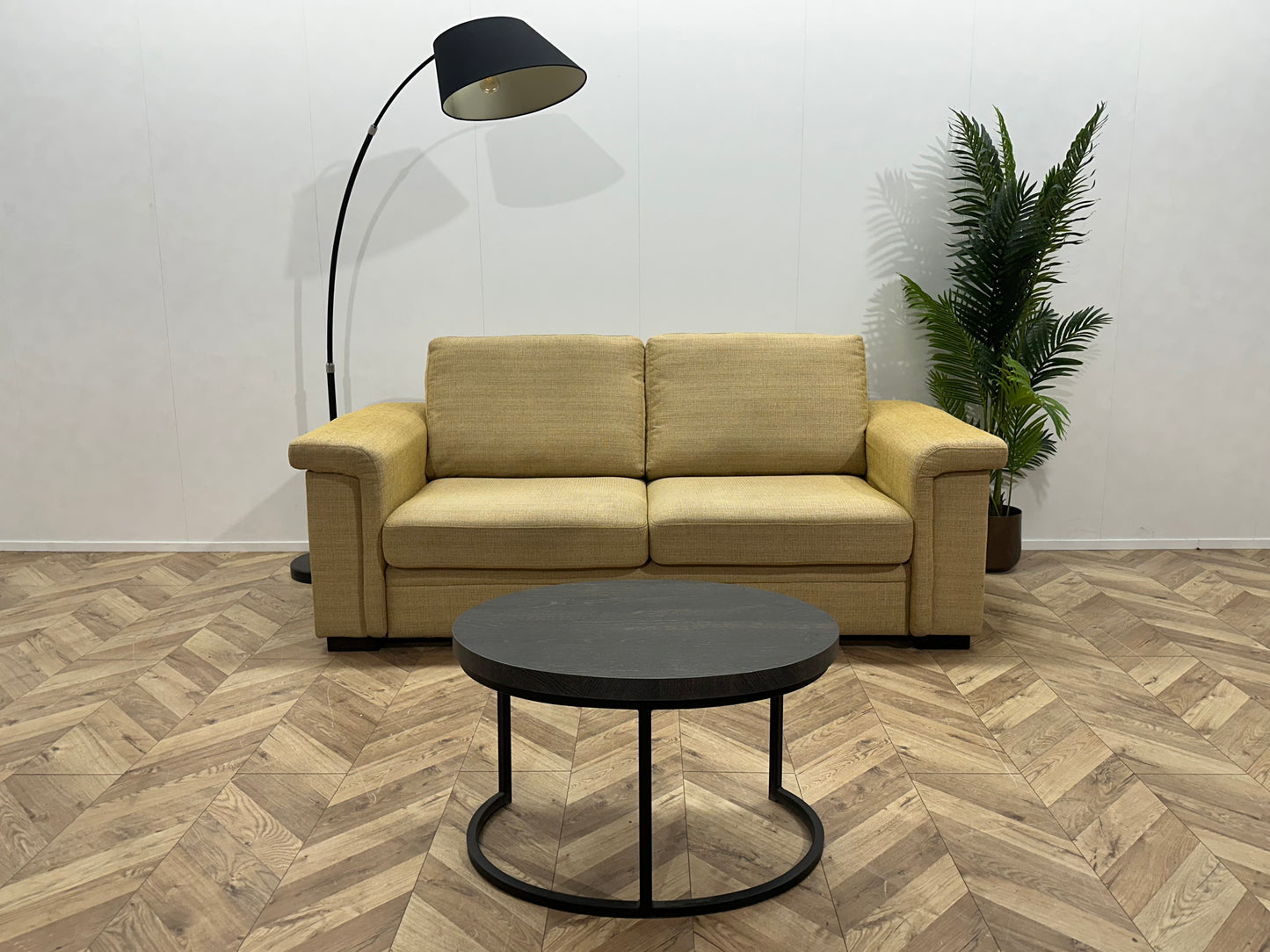 Gele 2.5-Zits Bank ~ Losse Kussens Met Afneembare Hoezen