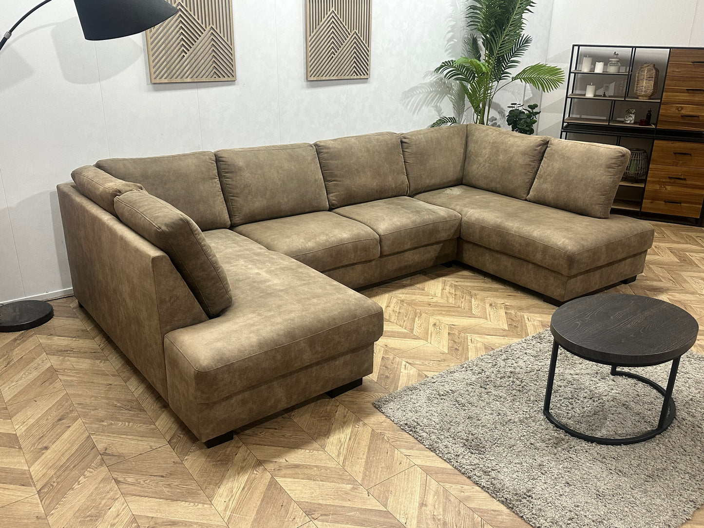 Bruine Suède Stoffen U Bank ~ Losse Rugkussens Met Afneembare Hoezen