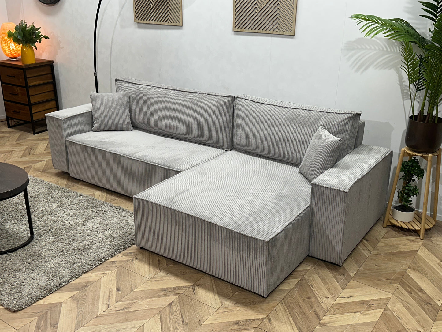 !Showroommodel! Licht Grijze Ribstof Hoekbank