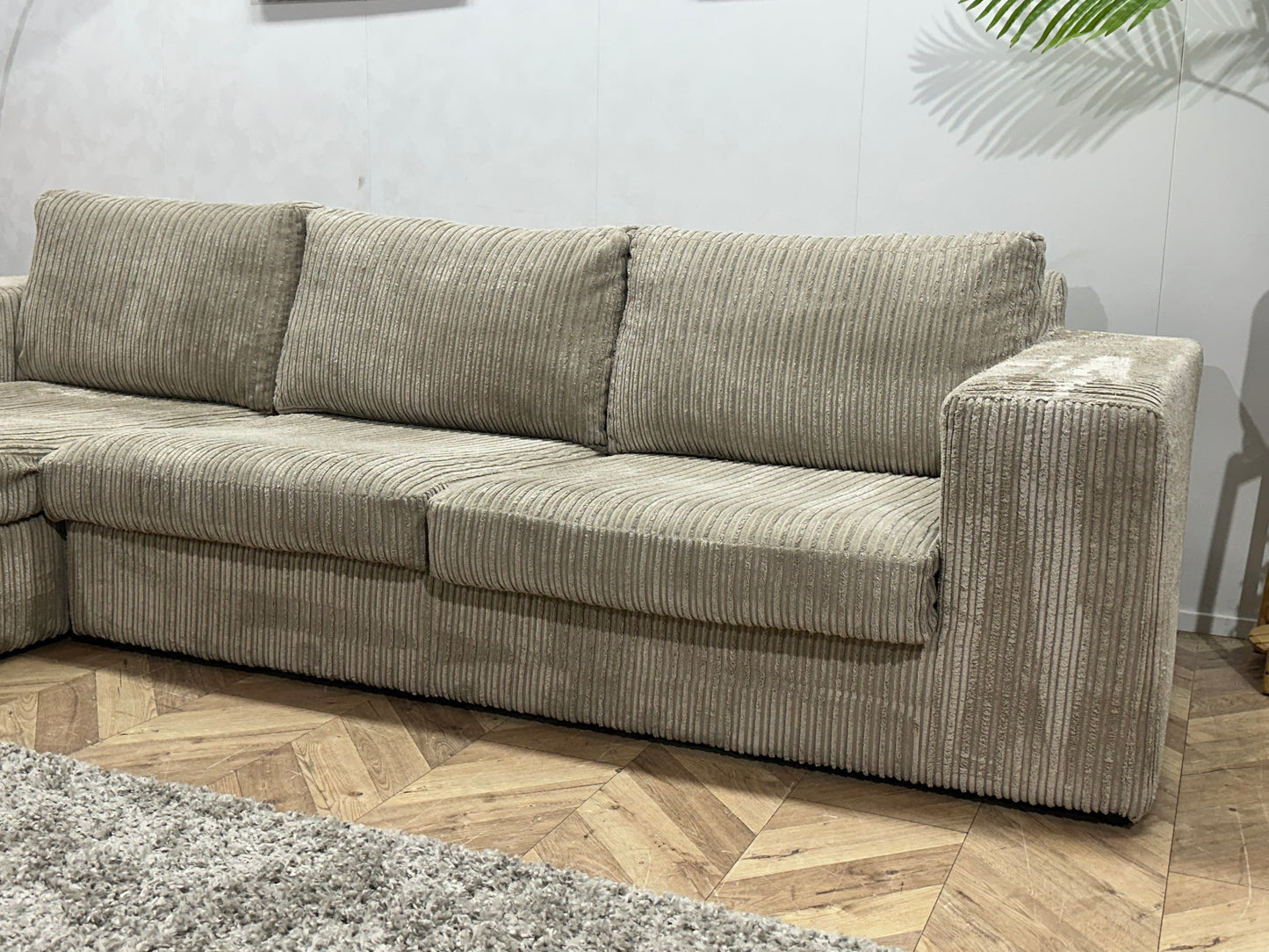 Crème Ribstof Hoekbank ~ Losse Kussens Met Afneembare Hoezen