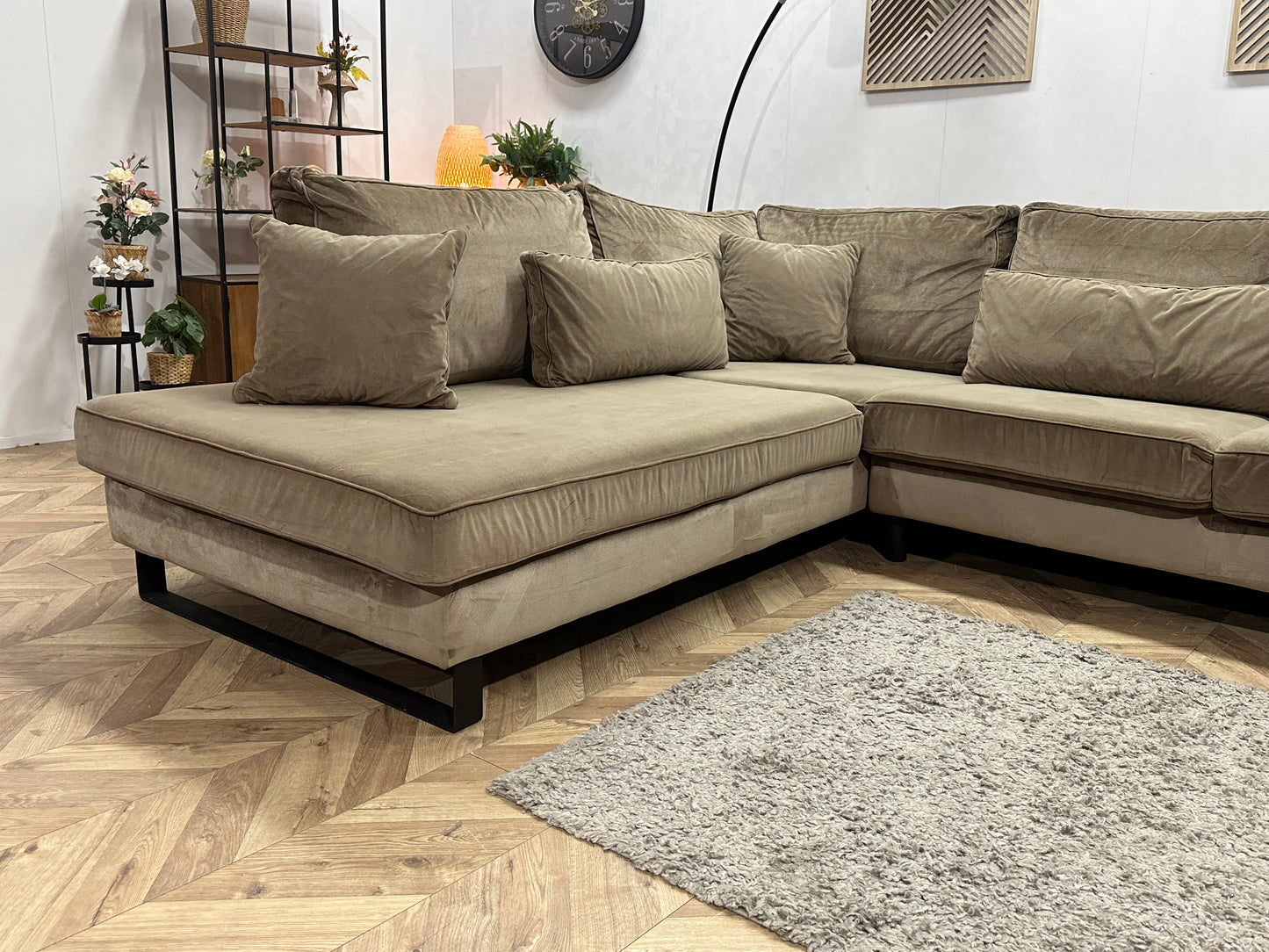 Licht Bruine Velvet Hoekbank ~ Losse Kussens Met Afneembare Hoezen
