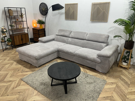 !Showroommodel! Licht Grijze Ribstof Hoekbank ~ Verstelbare Hoofdsteunen
