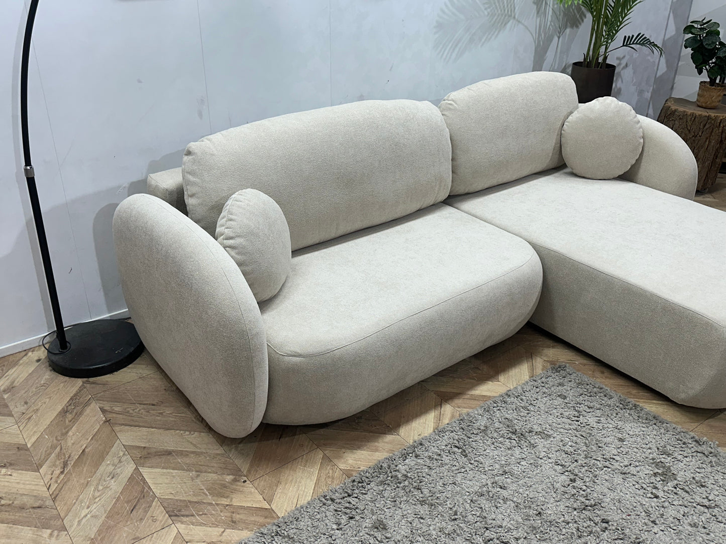 !Showroommodel! Witte/Crème Suède Stoffen Hoekbank