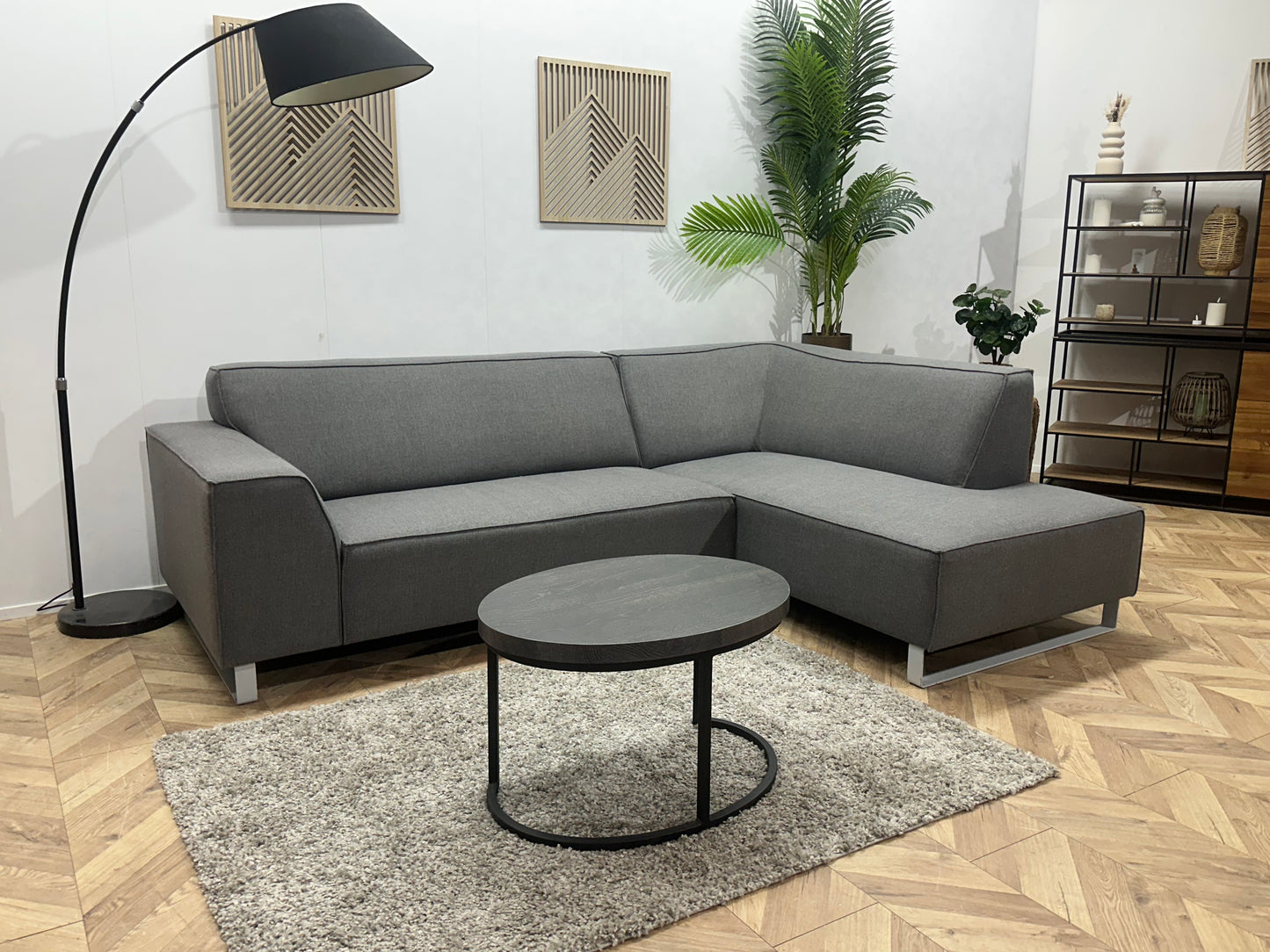 Grijze Hoekbank ~ Vaste Kussens