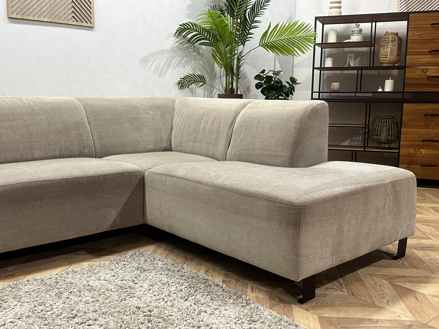 Beige Hoekbank ~ Vaste Kussens