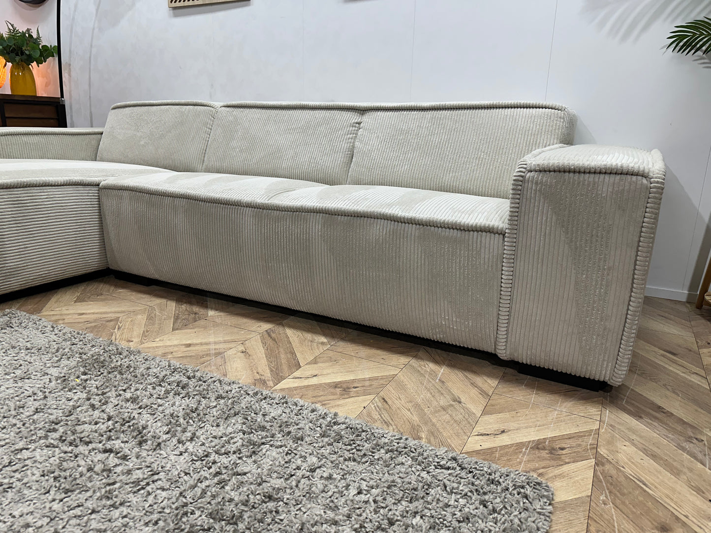 !Showroommodel! Crème Ribstof Hoekbank ~ Vaste Kussens