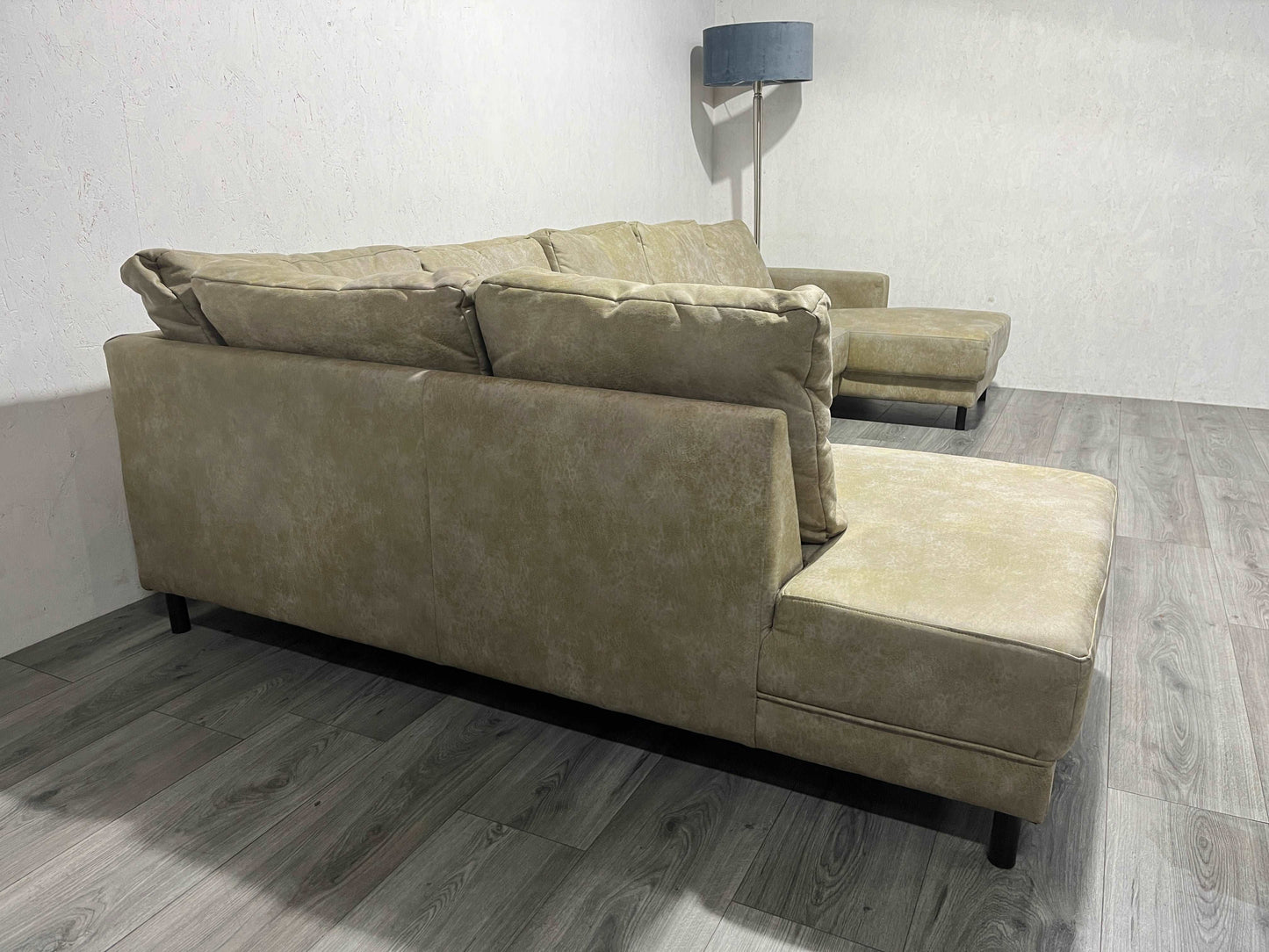 Ruime Beige U Bank