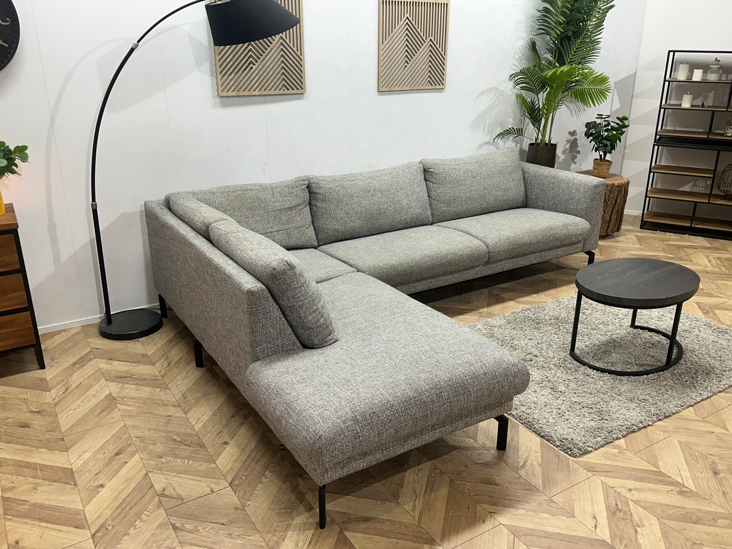 Grijze Hoekbank ~ Losse Rugkussens Met Afneembare Hoezen