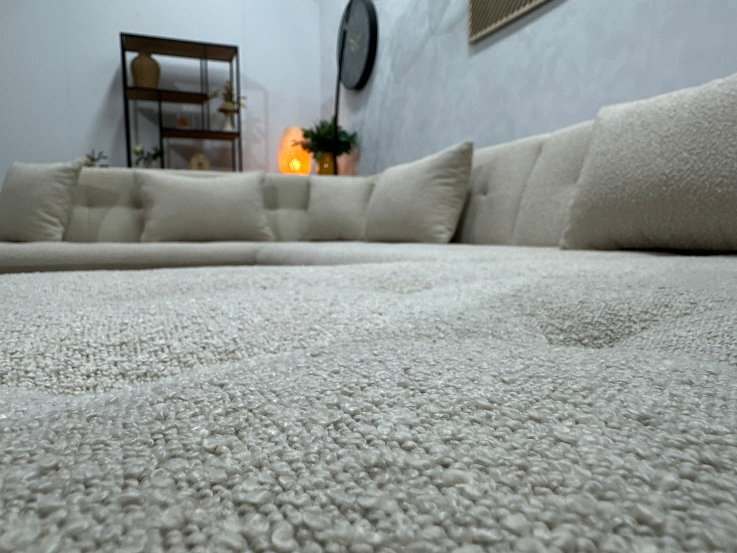 !Showroommodel! Witte/Crème Bouclé Stoffen U Bank